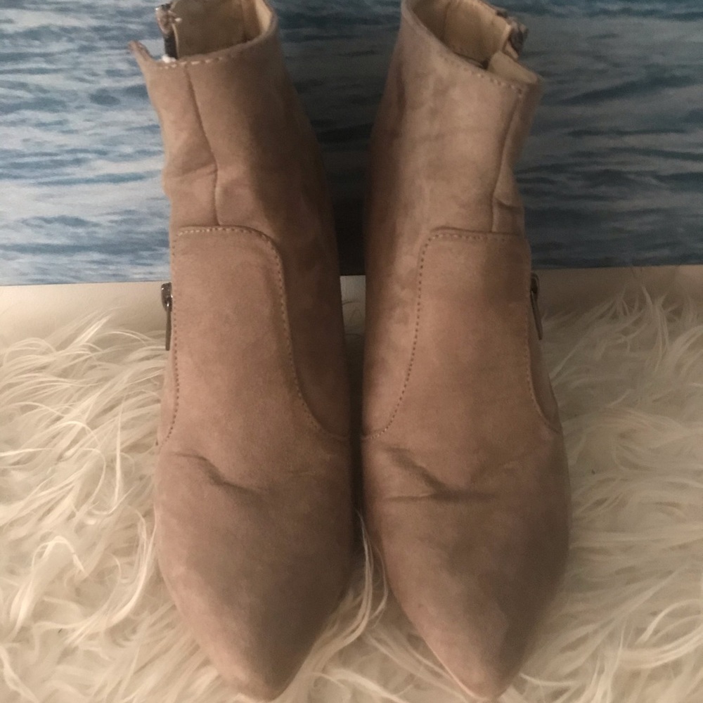 Just Fab taupe suede wedged boots